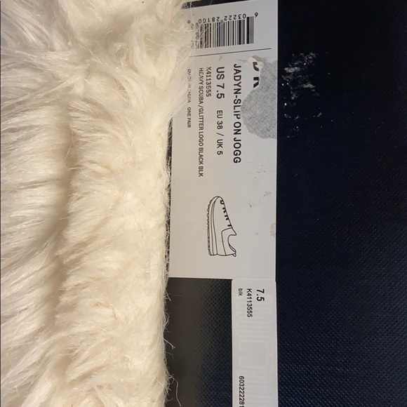 DKNY Sneakers - Picture 2 of 4